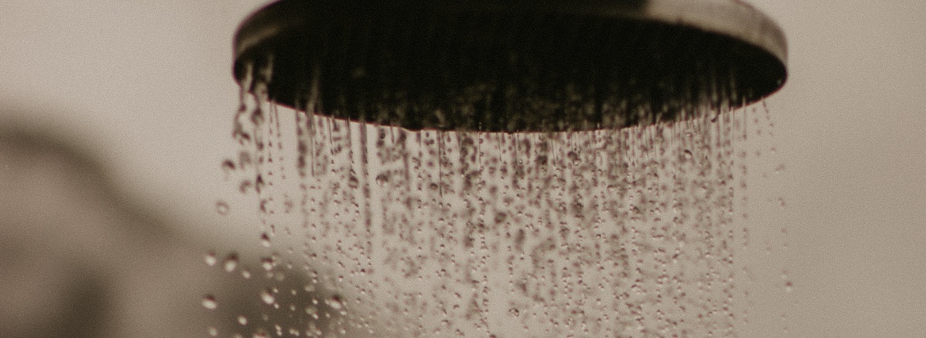 Early signs of hair loss: how to tell if your hair is thinning